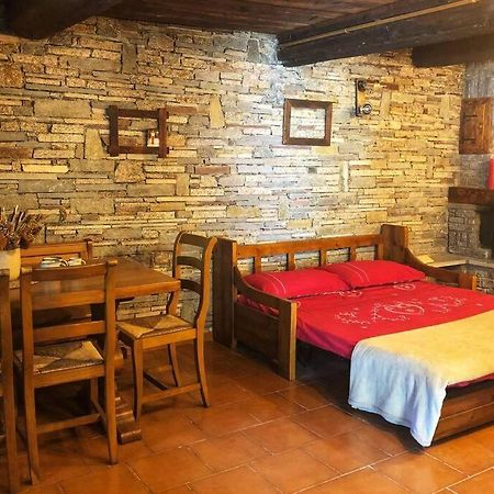 Апартаменты Monolocale Rustico Di Montagna Анте-Сент-Андре Экстерьер фото