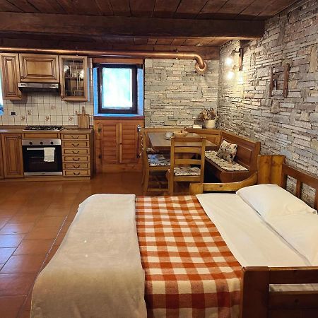 Апартаменты Monolocale Rustico Di Montagna Анте-Сент-Андре Экстерьер фото